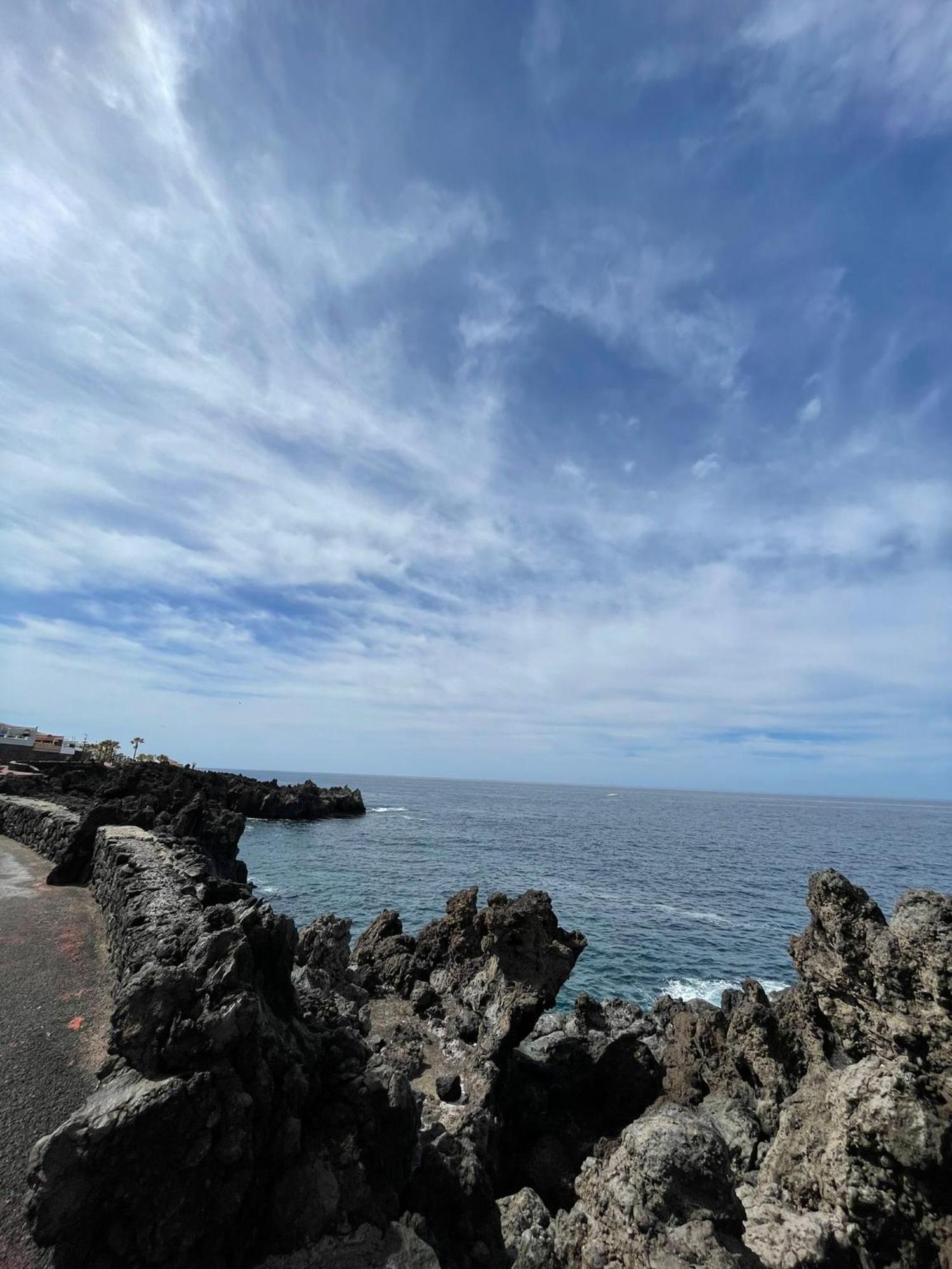 Seaside Paradise - 2 Bedroom Apartment With Ocean Views & Air Conditioning In Playa San Juan Luaran gambar